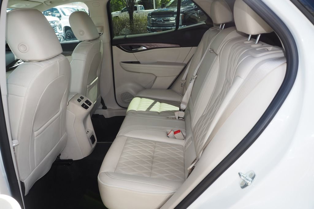 Used 2023 Buick Envision Avenir AWD/4WD image 14