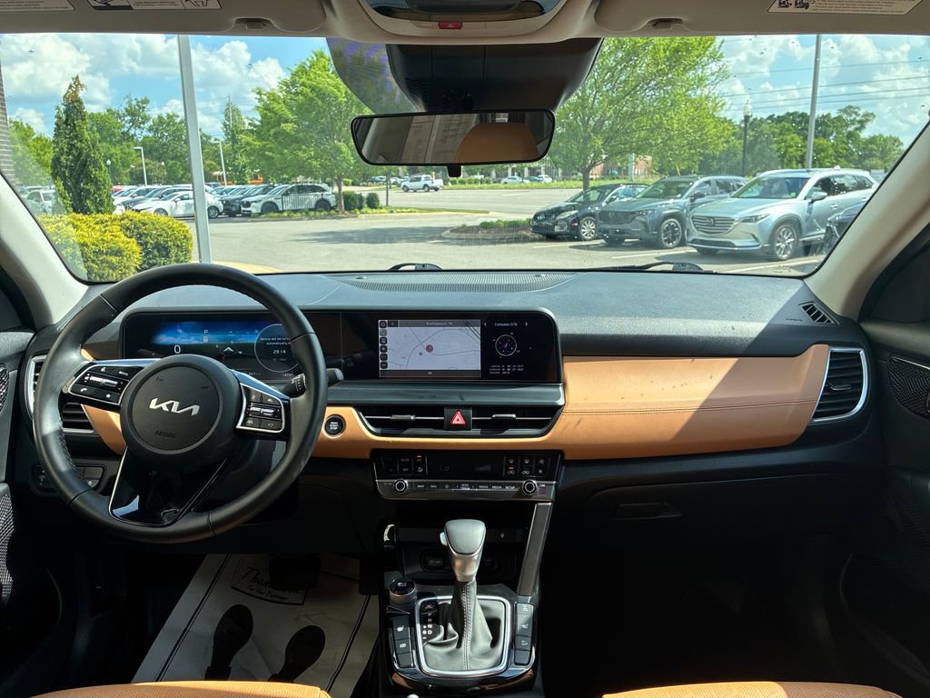 Used 2024 Kia Seltos EX AWD/4WD image 24