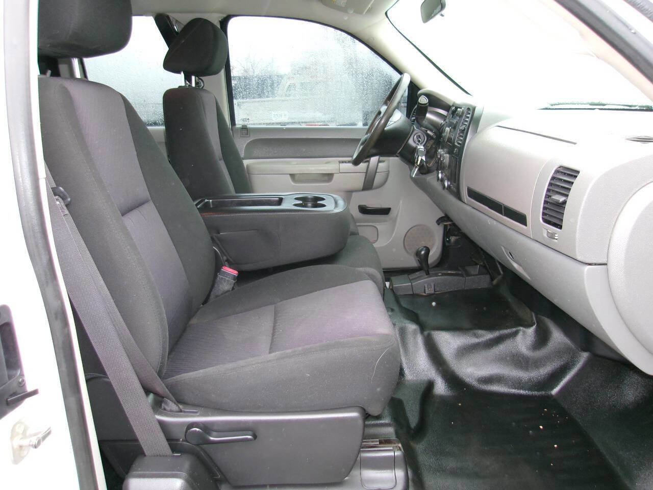 Used 2013 GMC Sierra 3500 W/T w/ Snow Plow Prep Package image 14