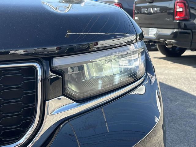 Used 2022 Jeep Grand Cherokee L Limited AWD/4WD image 9