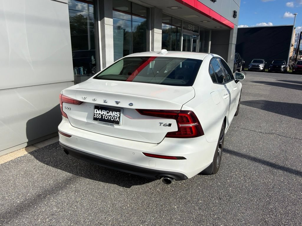 Used 2020 Volvo S60 T6 Momentum w/ Protection Package Premier AWD/4WD image 4