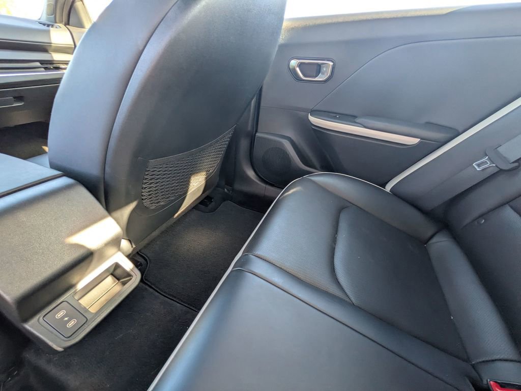Used 2025 Kia K4 GT-Line w/ GT-Line Premium Package image 30