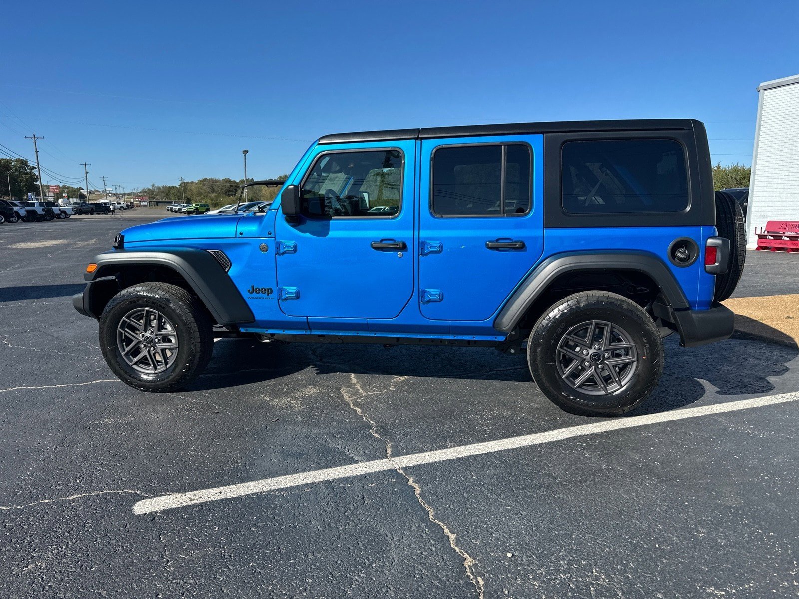 New 2026 Jeep Wrangler Unlimited Sport AWD/4WD image 11