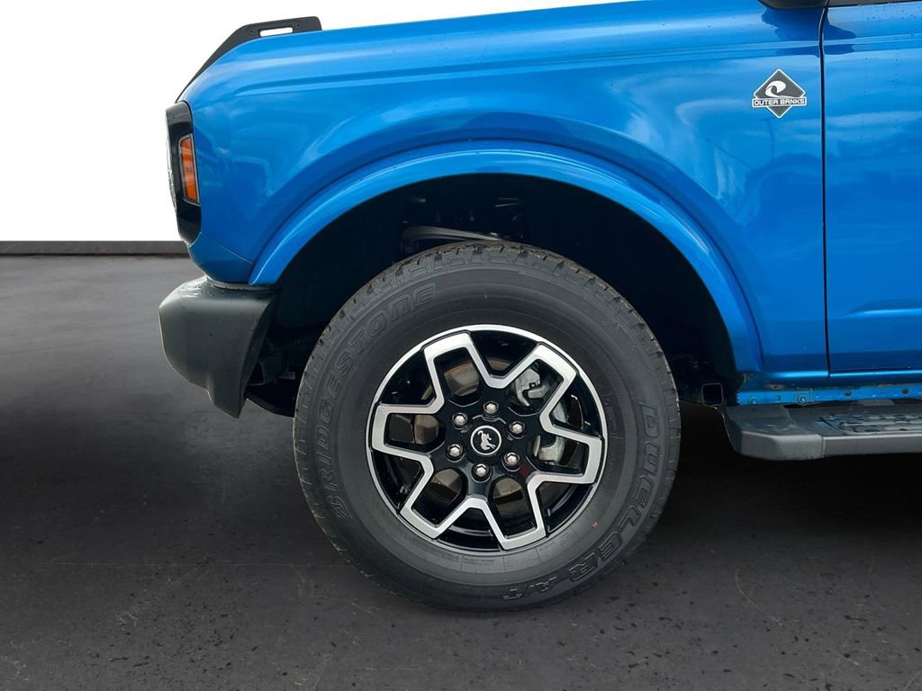 Used 2024 Ford Bronco Outer Banks image 13