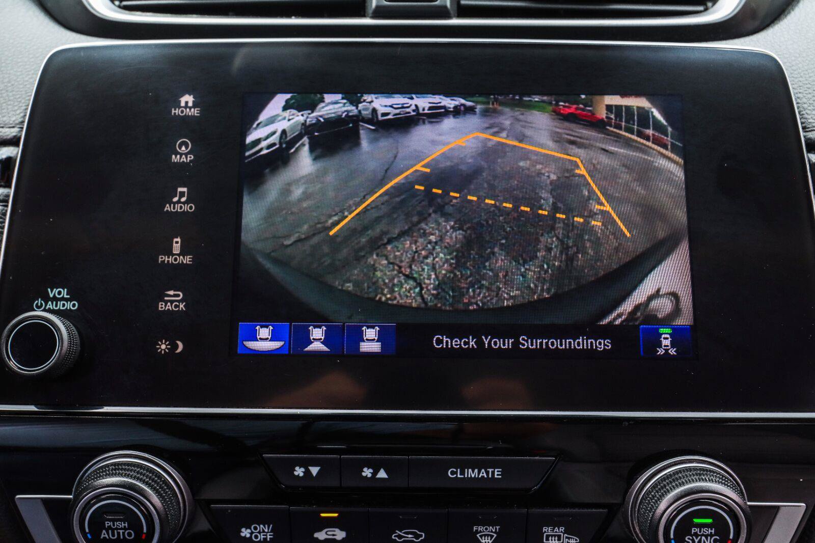 Used 2017 Honda CR-V Touring image 9
