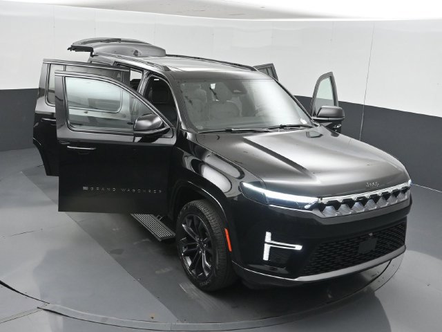 New 2026 Jeep Grand Wagoneer Summit AWD/4WD image 61
