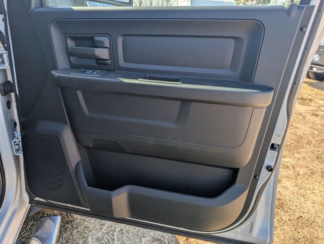 New 2026 RAM 5500 Tradesman w/ Chrome Appearance Group AWD/4WD image 27
