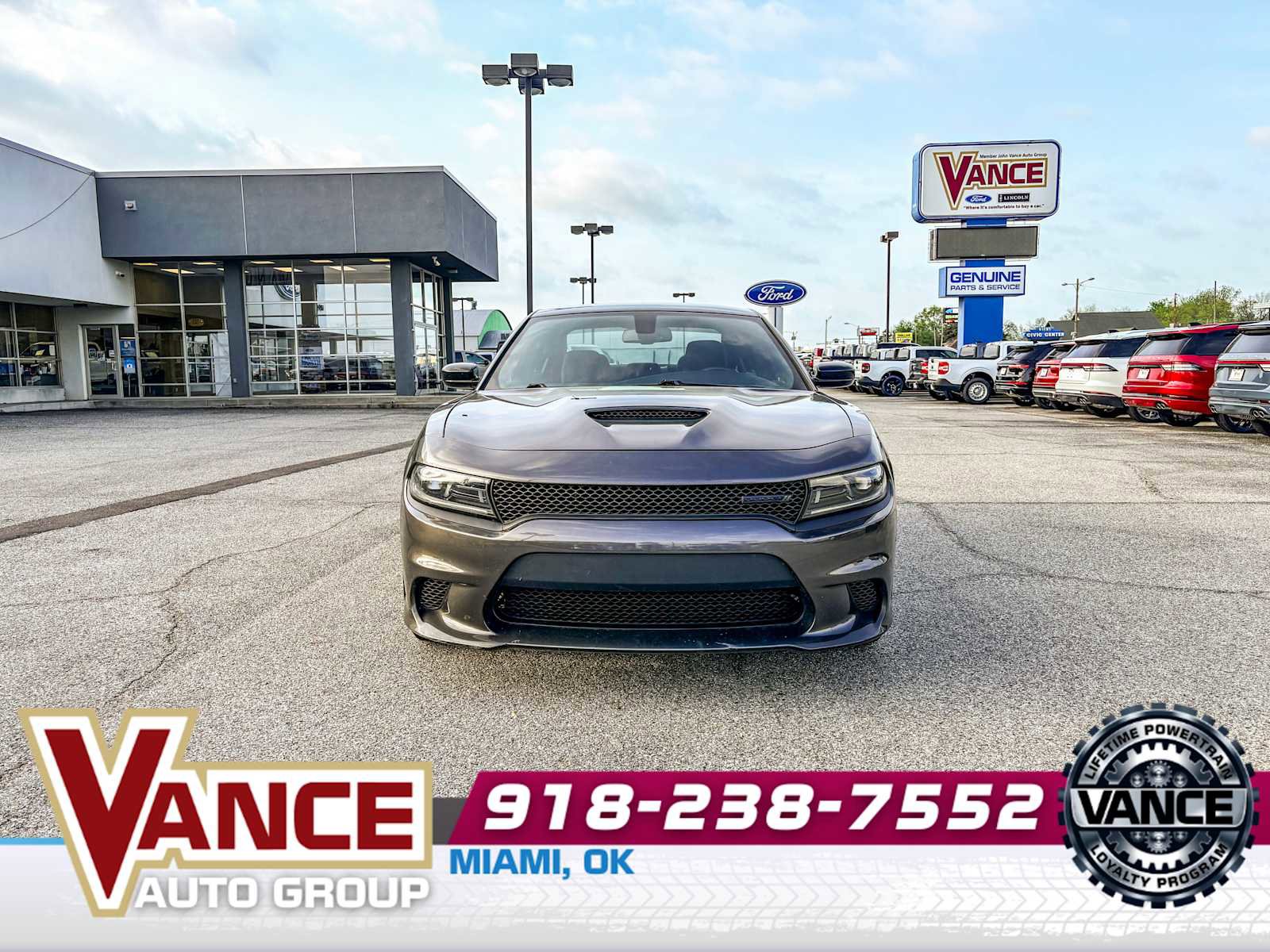 Used 2023 Dodge Charger R/T w/ Blacktop Package RWD image 2