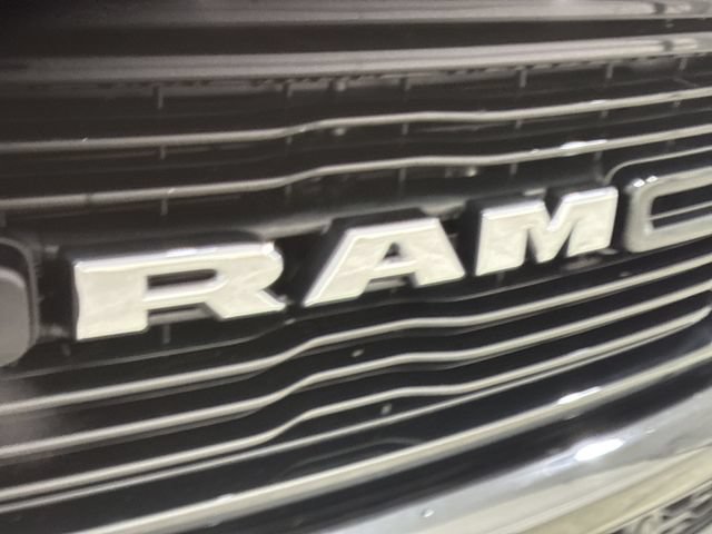 Used 2022 RAM 1500 Laramie AWD/4WD image 33