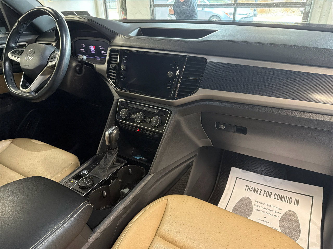 Used 2020 Volkswagen Atlas Cross Sport SEL image 25