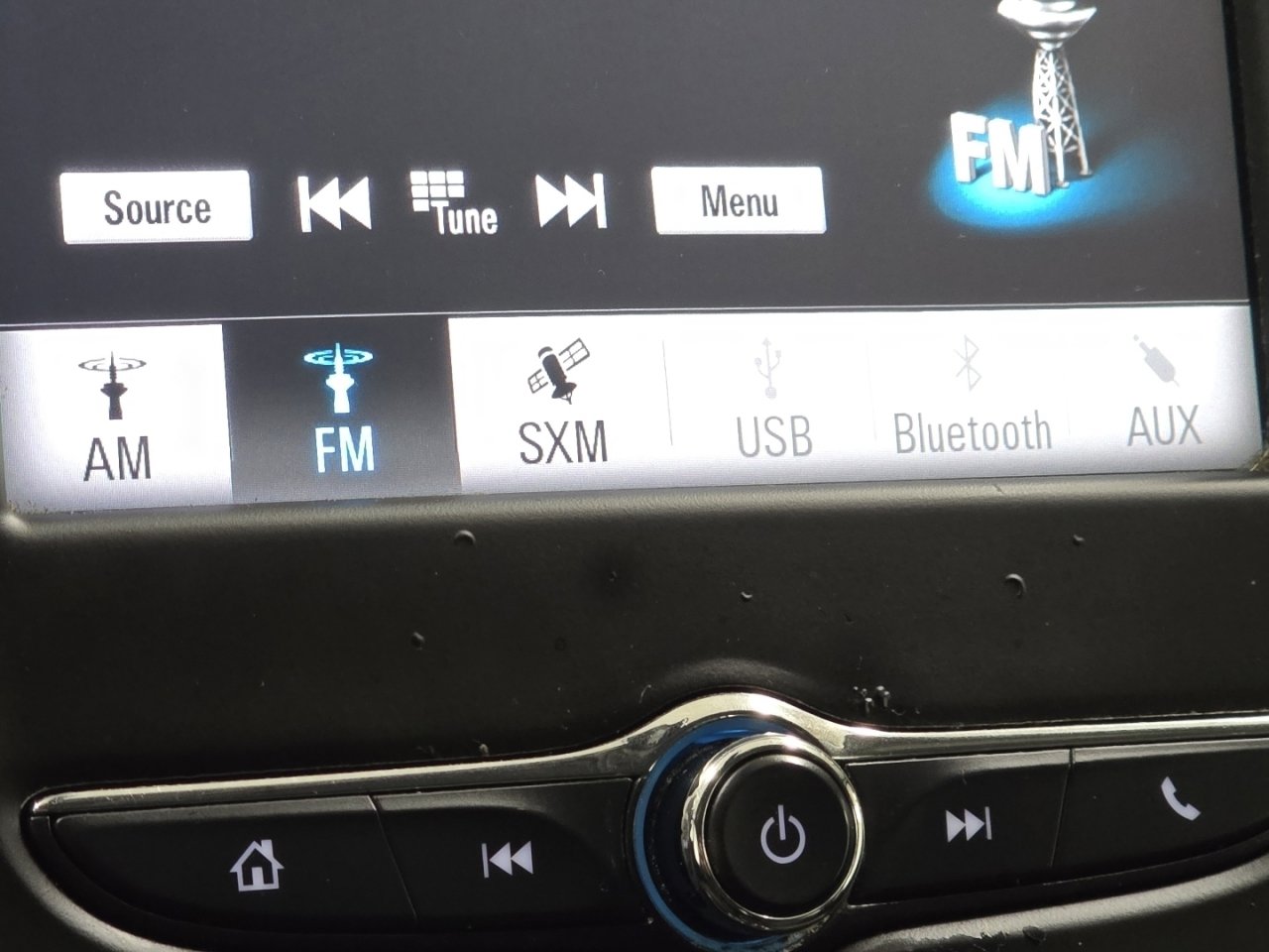 Used 2018 Chevrolet Equinox LT image 4