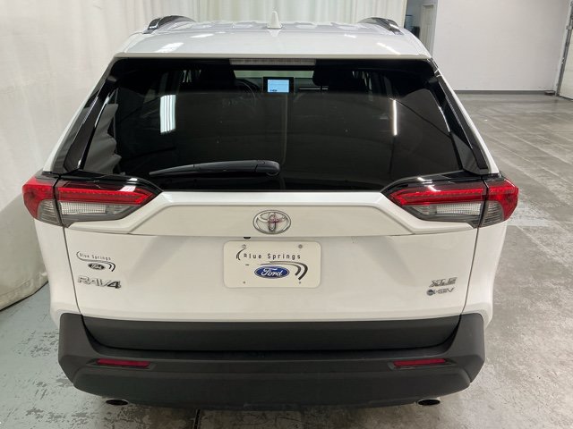 Used 2025 Toyota RAV4 XLE w/ Weather Package AWD/4WD image 4