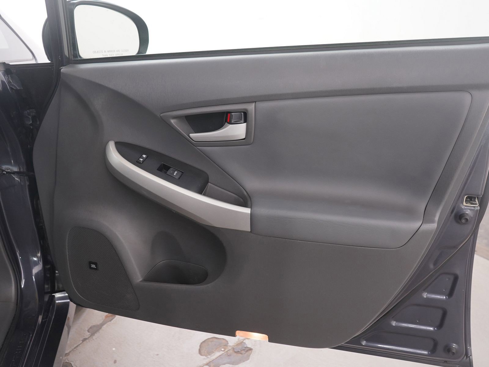 Used 2010 Toyota Prius Four image 9