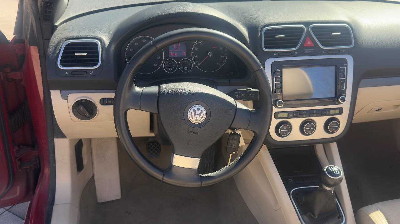 Used 2008 Volkswagen Eos image 26