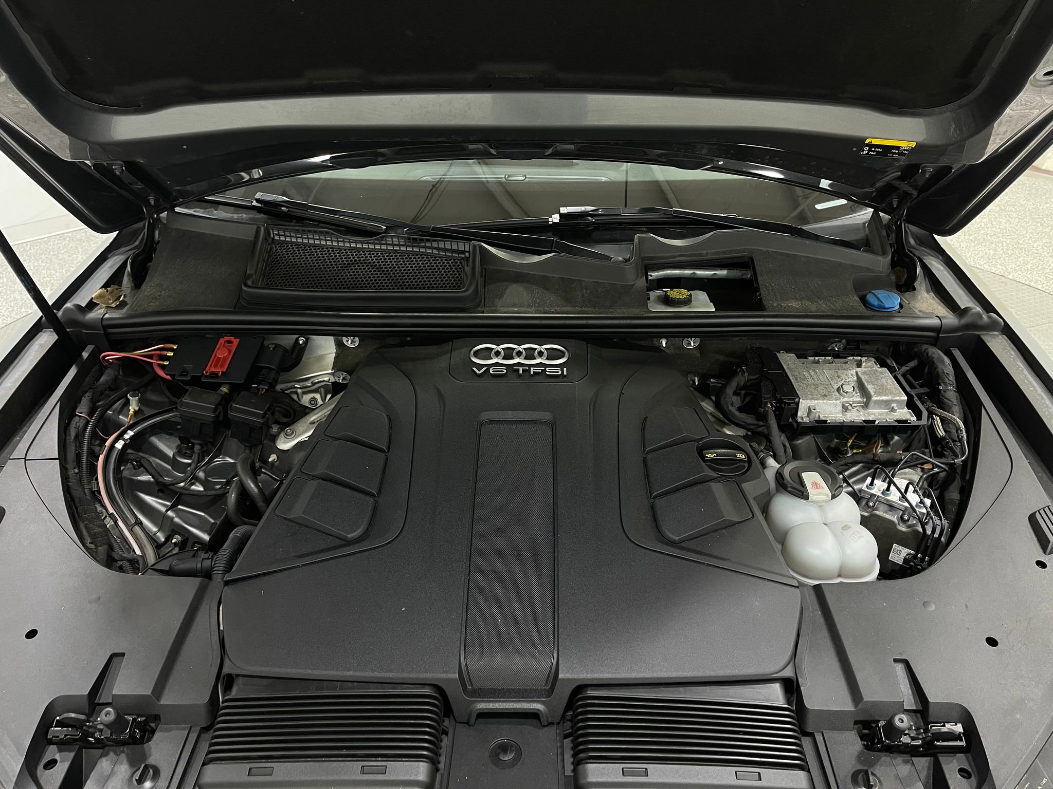 Used 2018 Audi Q7 3.0T Premium Plus w/ Premium Plus Package image 27