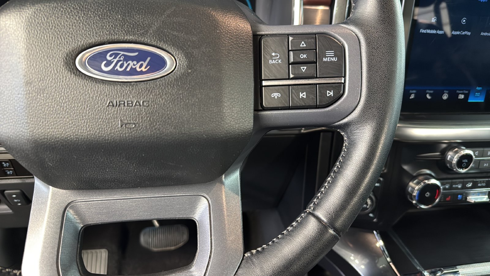 Used 2023 Ford F150 Lariat AWD/4WD image 15