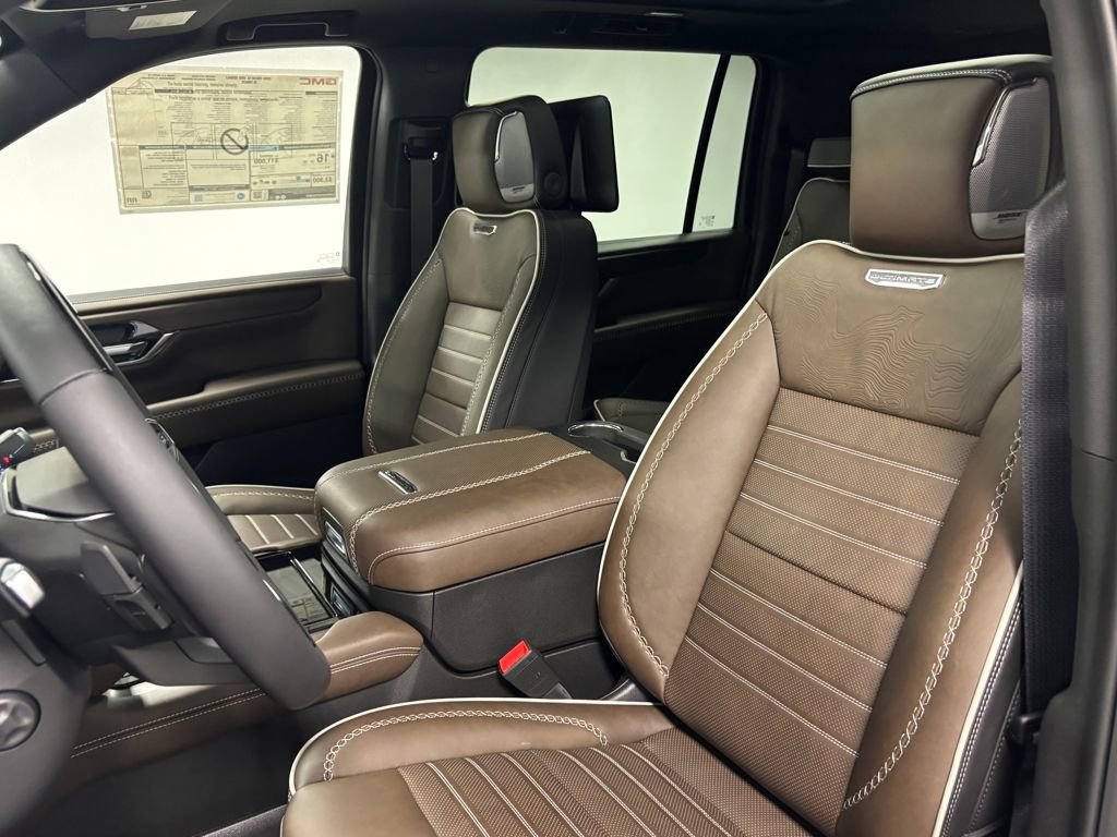 New 2026 GMC Yukon XL Denali Ultimate w/ LPO, Floor Liner Package image 27