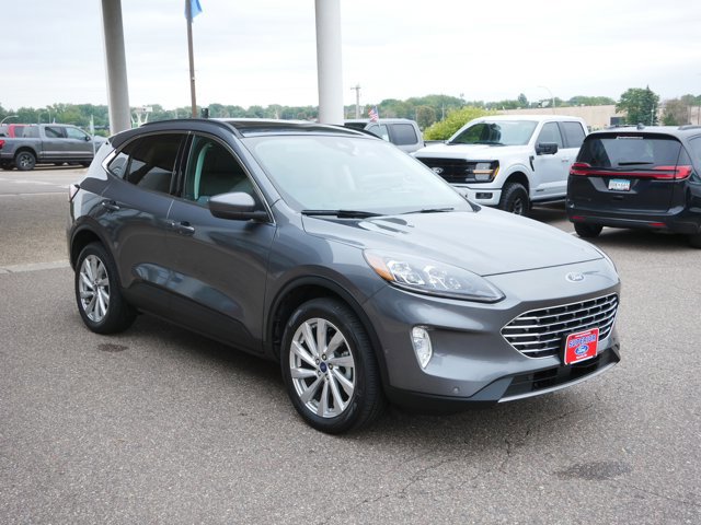 Certified 2022 Ford Escape Titanium w/ Titanium Elite Package image 3