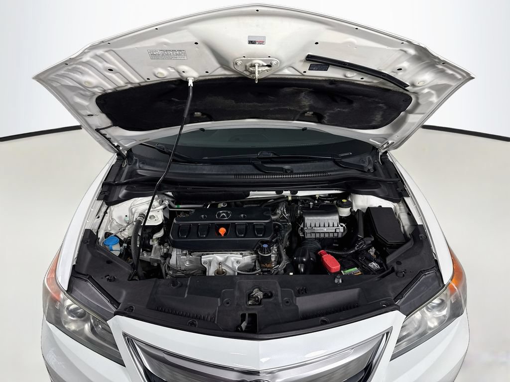 Used 2014 Acura ILX w/ Technology Package FWD image 32