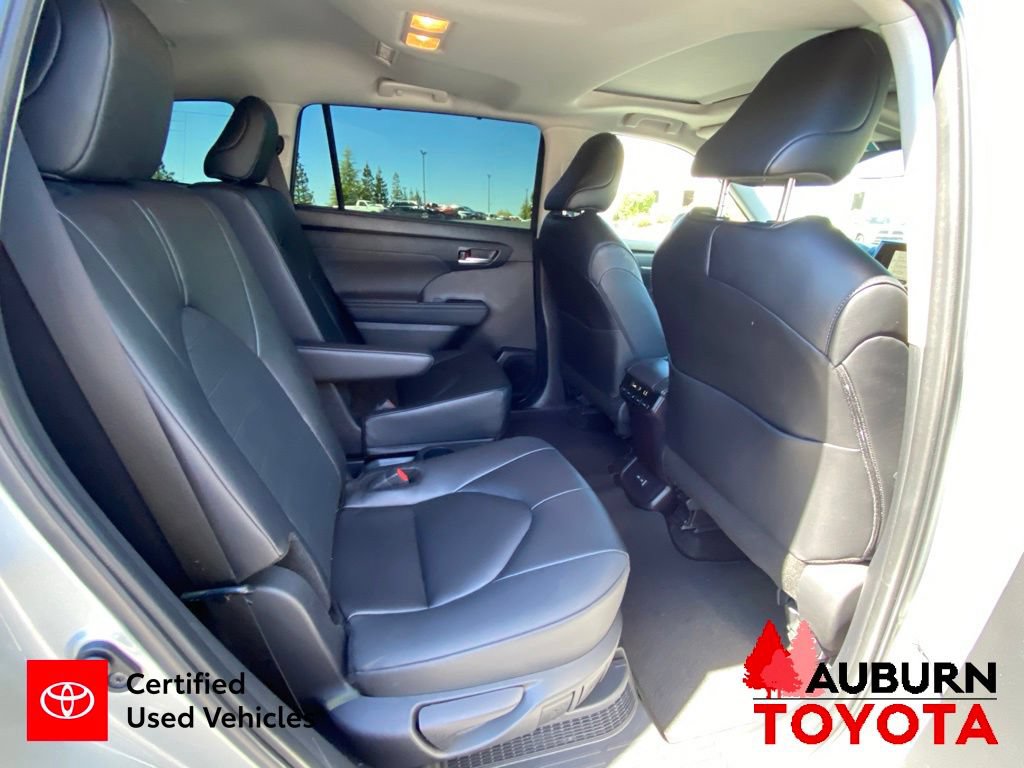 Certified 2024 Toyota Highlander XLE AWD/4WD image 20