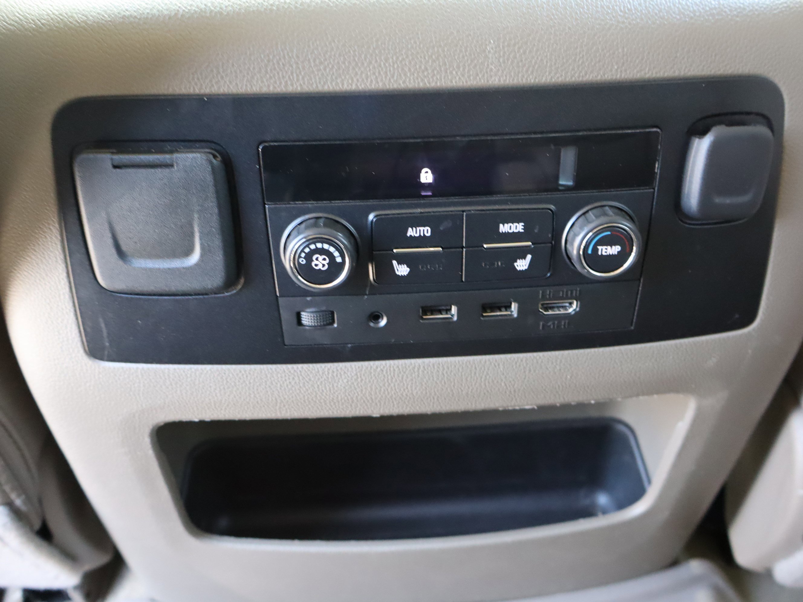 Used 2017 Chevrolet Suburban LT AWD/4WD image 34