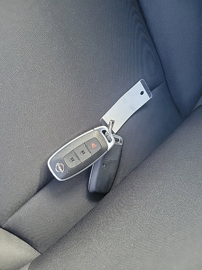 New 2026 Nissan Rogue S image 19