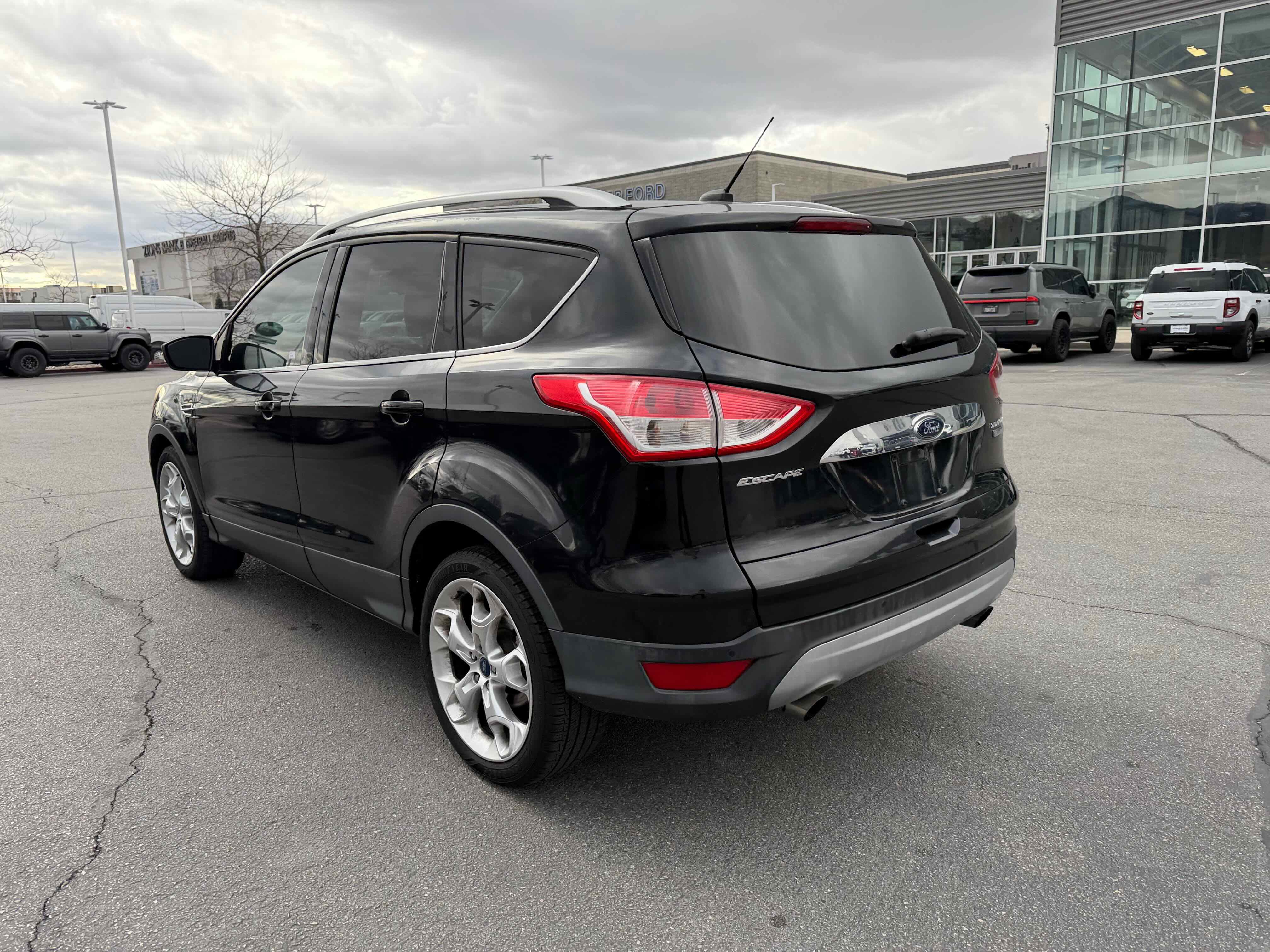 Used 2015 Ford Escape Titanium w/ Equipment Group 301A image 3