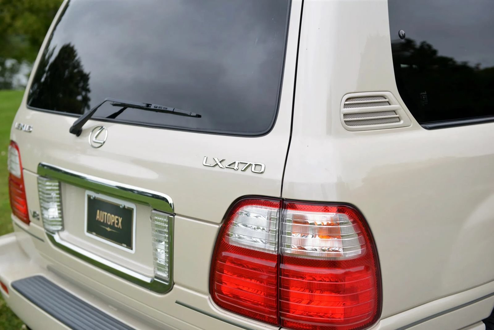 Used 2005 Lexus LX 470 4WD image 44
