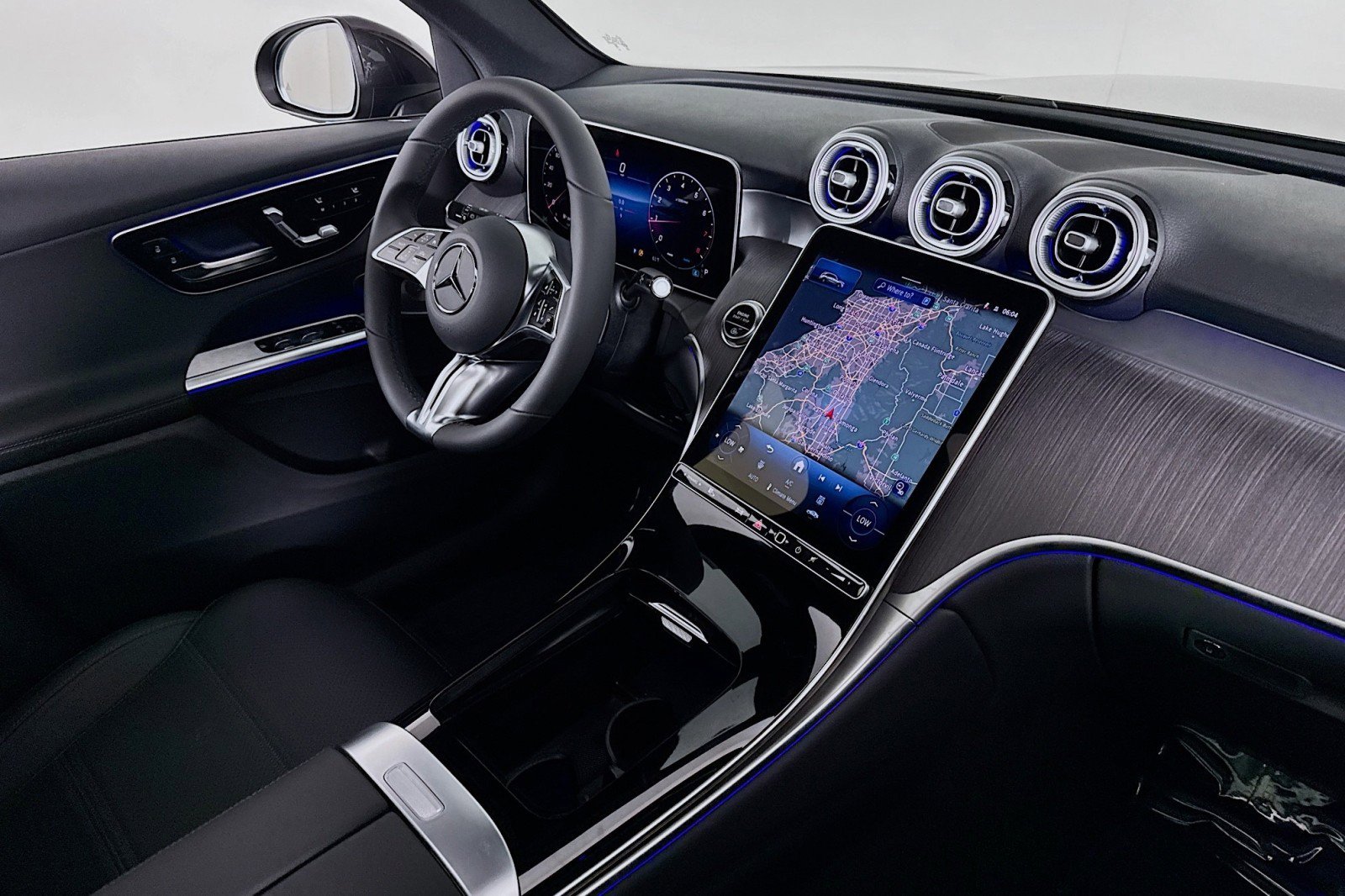 New 2026 Mercedes-Benz GLC 300 image 15