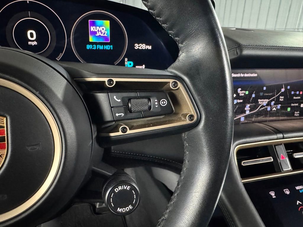 Used 2020 Porsche Taycan Turbo S image 31