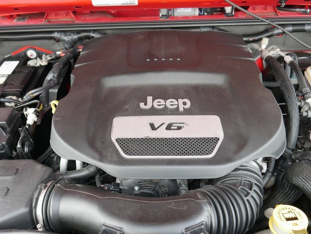 Used 2016 Jeep Wrangler Unlimited Sport image 9