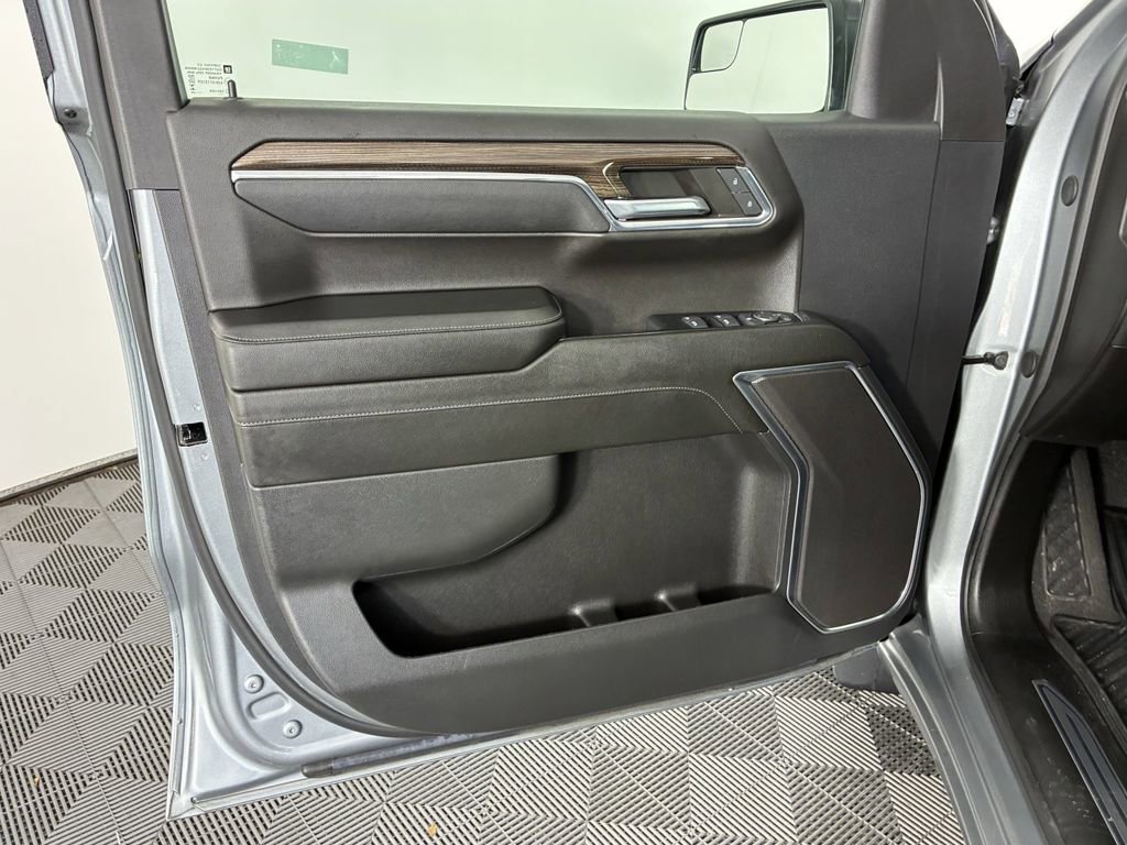 Used 2024 Chevrolet Silverado 1500 RST w/ Z71 Off-Road Package image 15