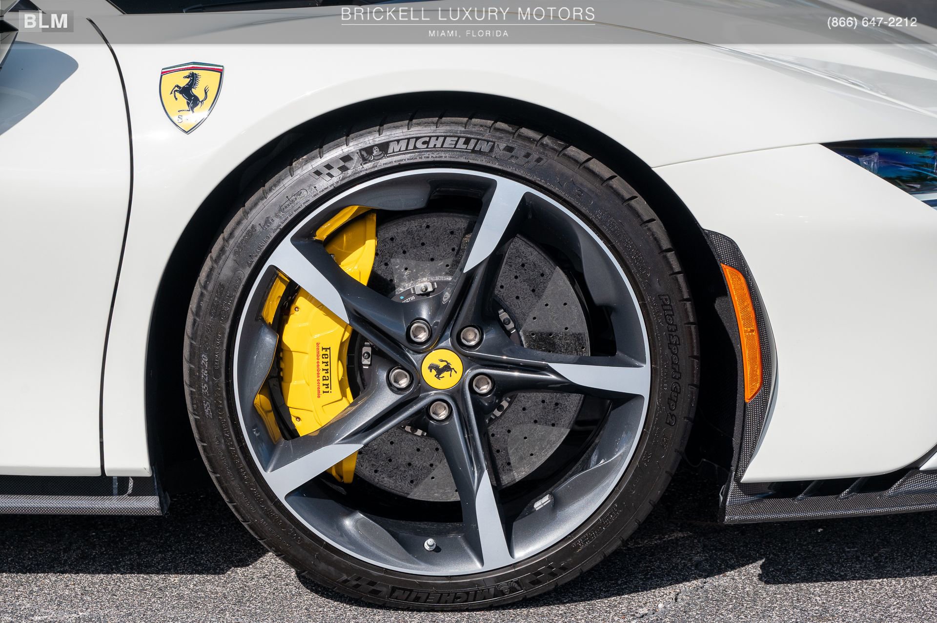 Used 2022 Ferrari SF90 Spider image 37