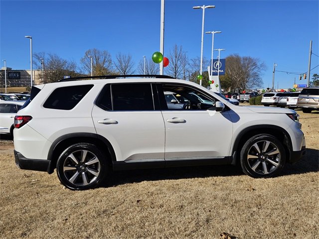 Used 2023 Honda Pilot Touring image 12