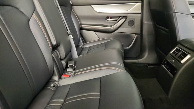 New 2026 MAZDA CX-90 Plug-In Hybrid w/ Preferred AWD/4WD image 33