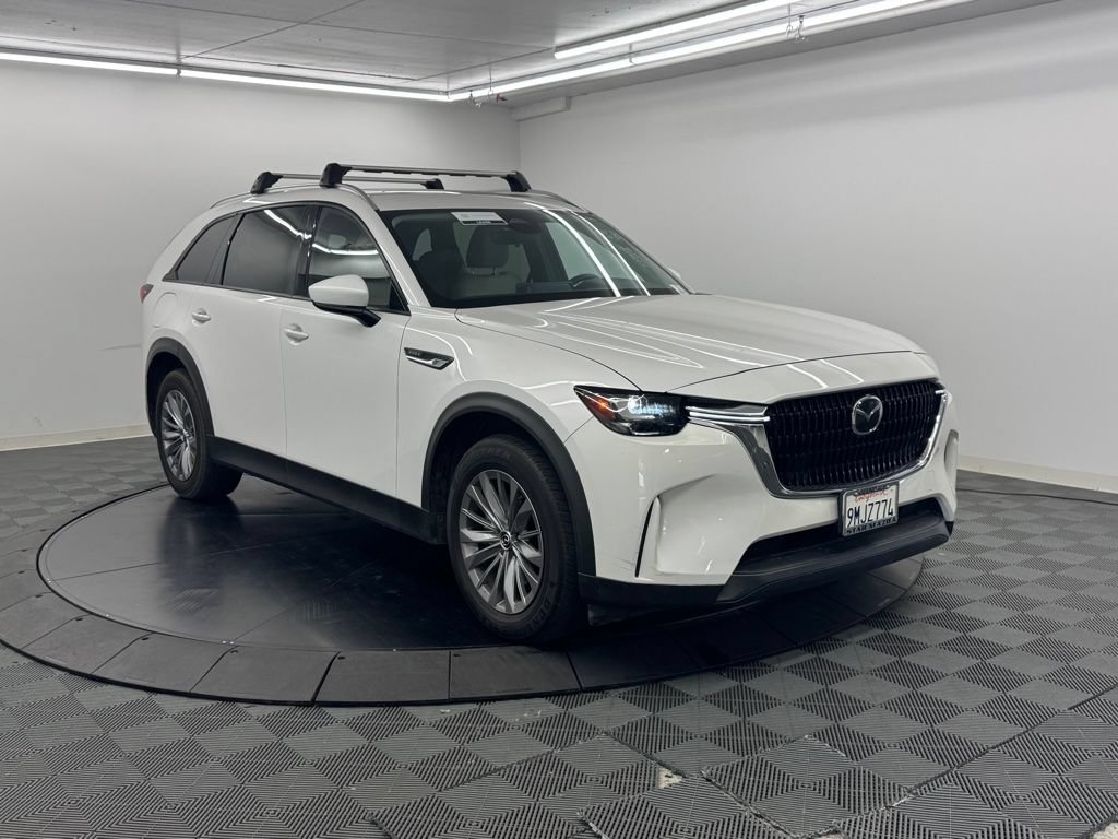 Used 2024 MAZDA CX-90 Plug-In Hybrid w/ Preferred AWD/4WD image 4
