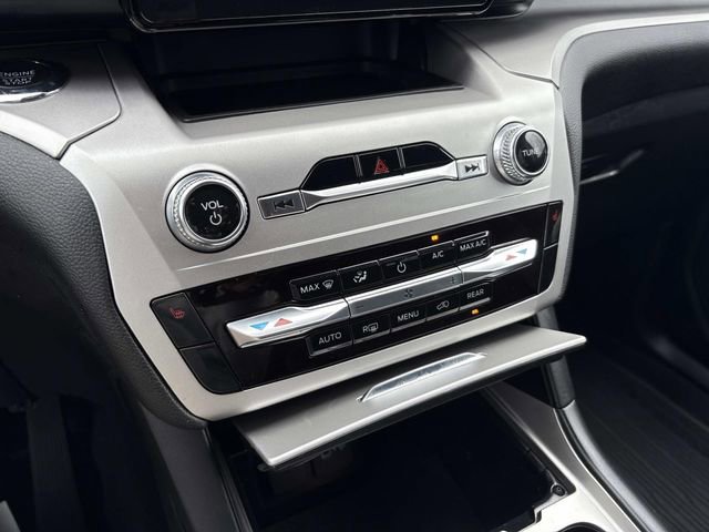 Certified 2022 Ford Explorer XLT AWD/4WD image 34