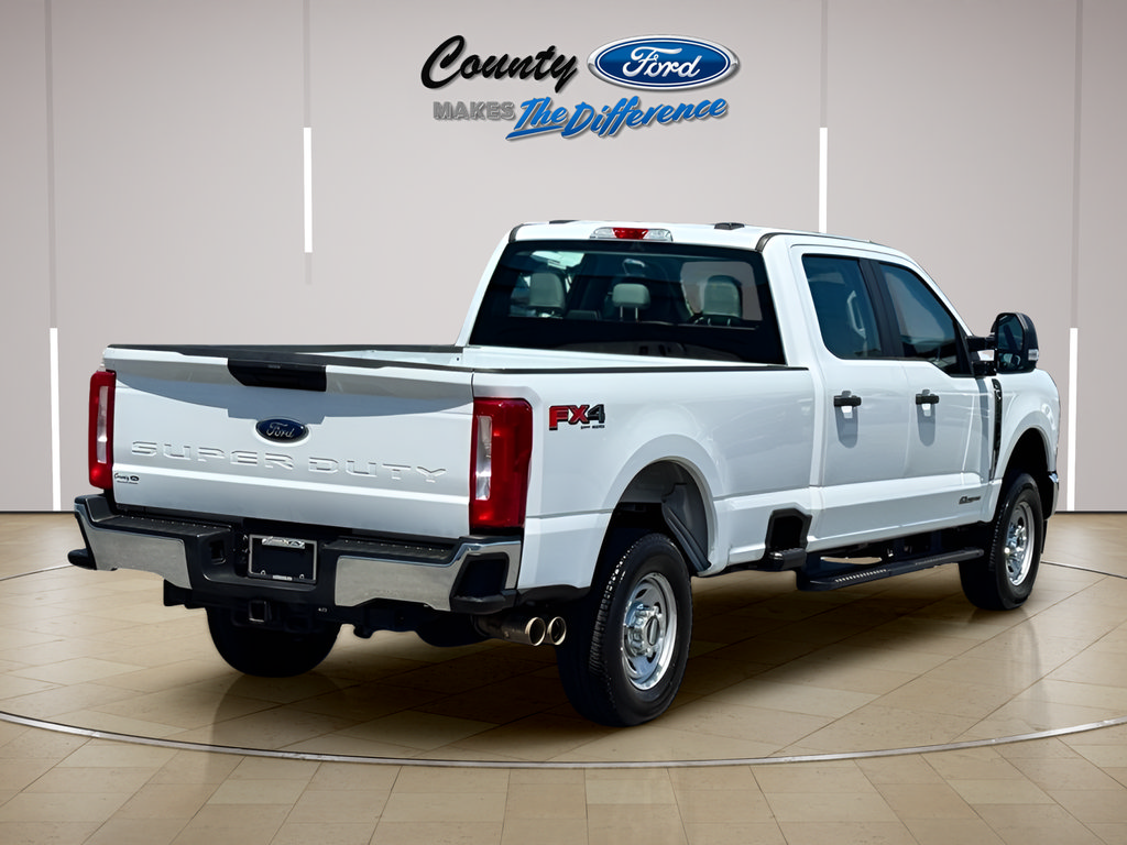 Used 2025 Ford F250 XL w/ FX4 Off-Road Package AWD/4WD image 8