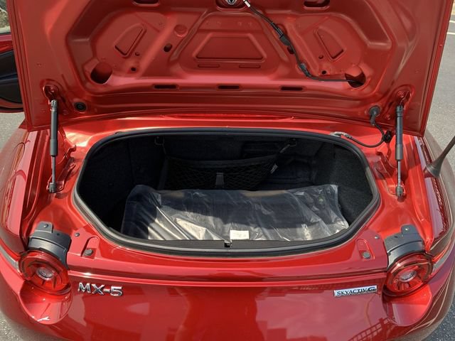 Used 2024 MAZDA MX-5 Miata Grand Touring RWD image 27