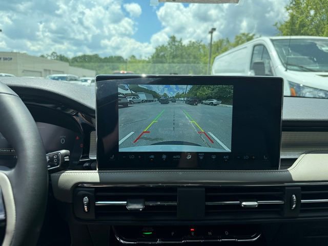 New 2025 Lincoln Corsair FWD image 9