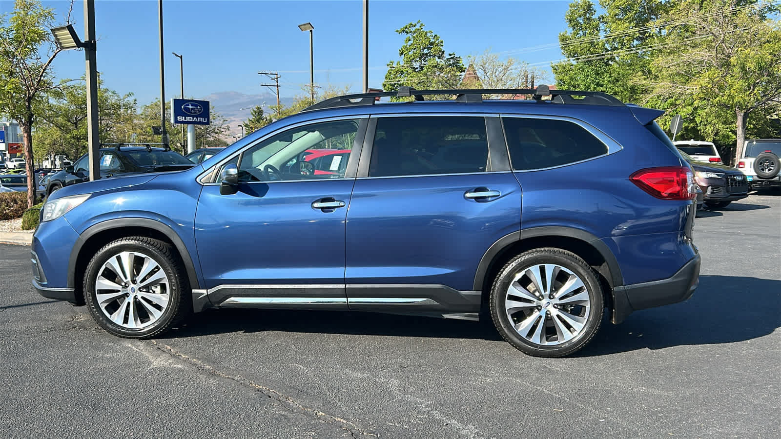 Used 2019 Subaru Ascent Touring w/ Popular Package #3 AWD/4WD image 8