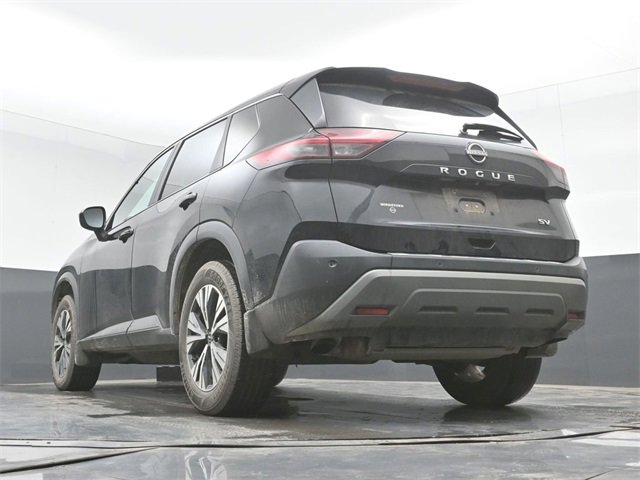 Used 2023 Nissan Rogue SV image 31