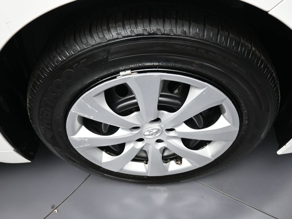 Certified 2025 Toyota Corolla LE image 13