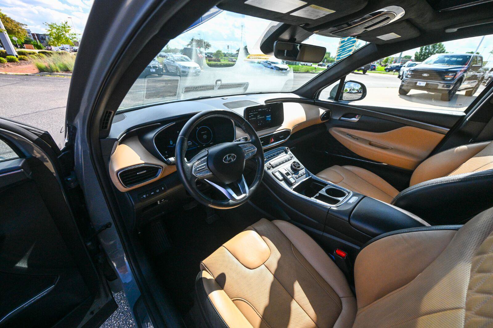 Used 2023 Hyundai Santa Fe Calligraphy AWD/4WD image 18