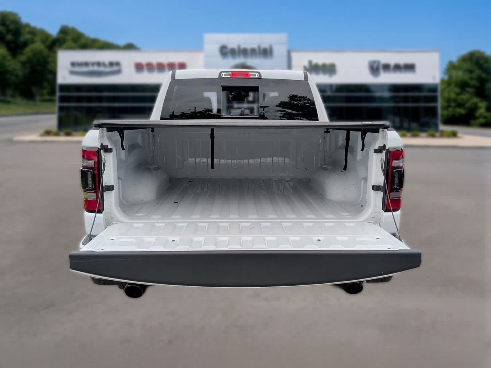 Used 2023 RAM 1500 Laramie AWD/4WD image 38