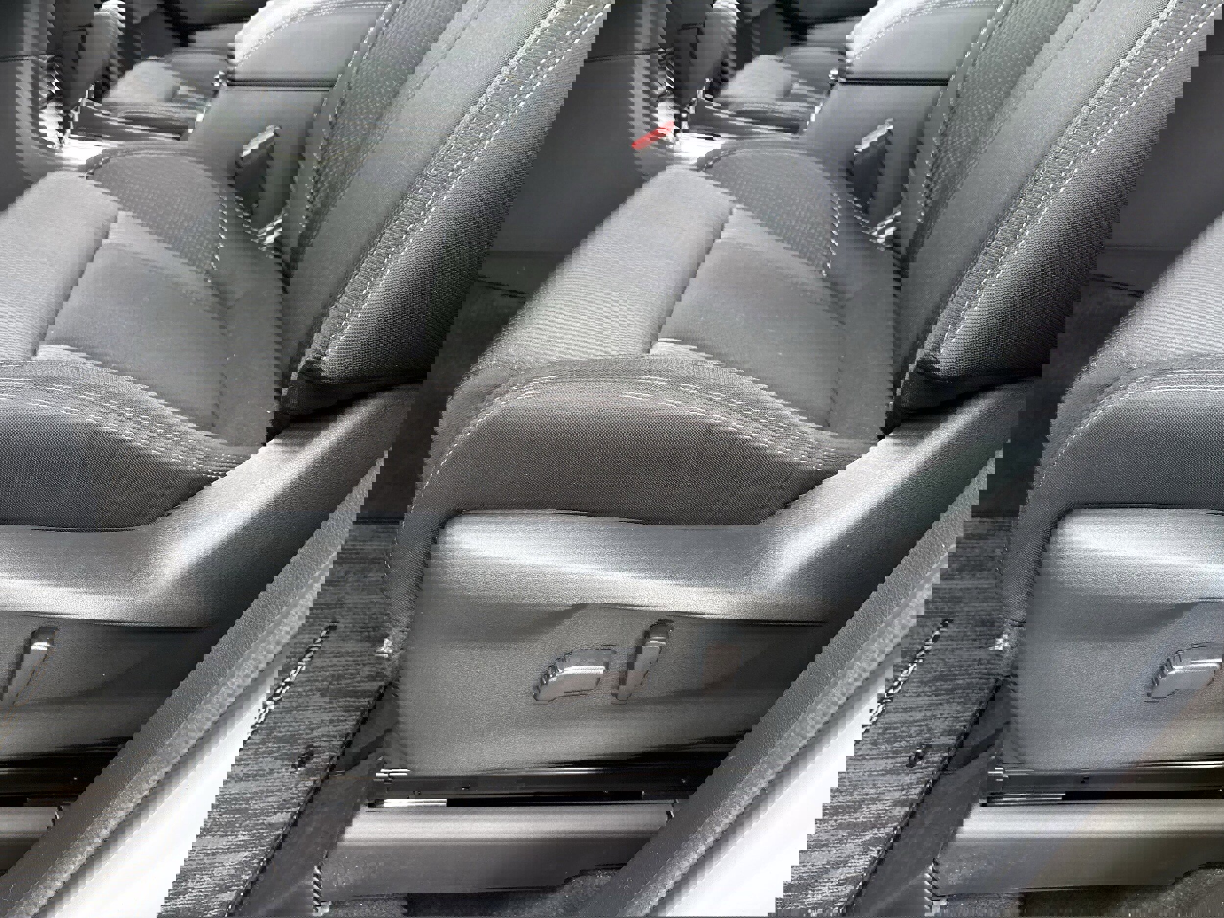 Used 2025 Subaru Ascent Premium image 27