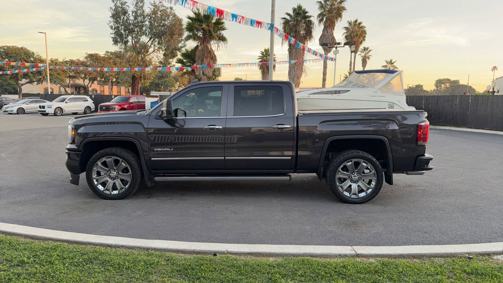 Used 2016 GMC Sierra 1500 Denali w/ Denali Ultimate Package image 7