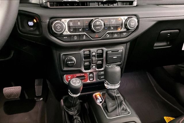 New 2026 Jeep Wrangler Unlimited Rubicon AWD/4WD image 6