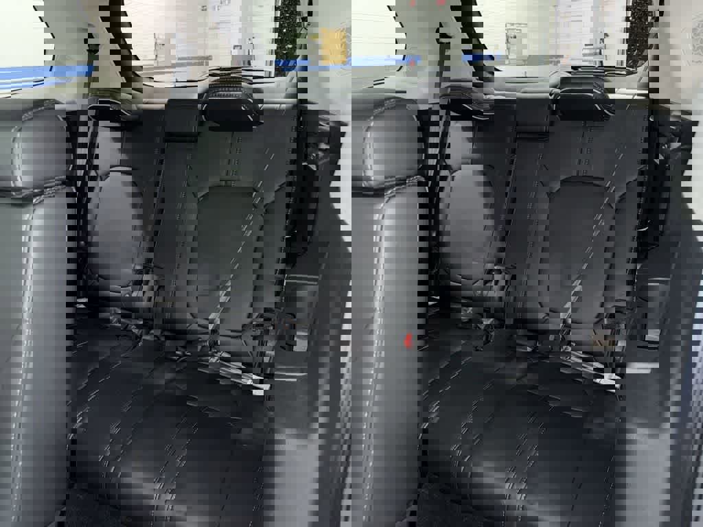 Used 2023 Honda Pilot Elite image 18