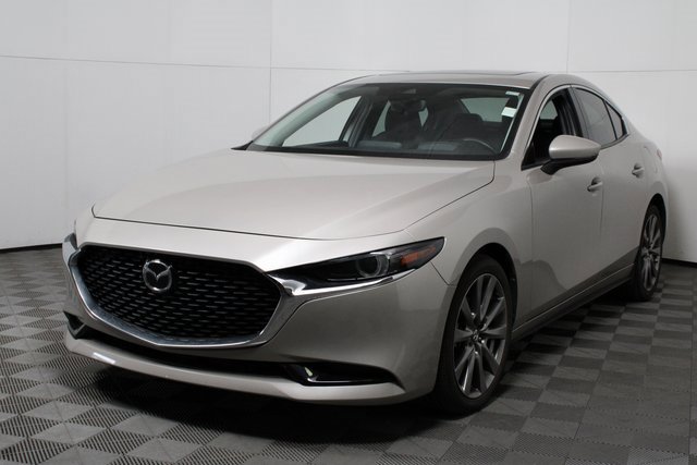 Used 2023 MAZDA MAZDA3 s image 3